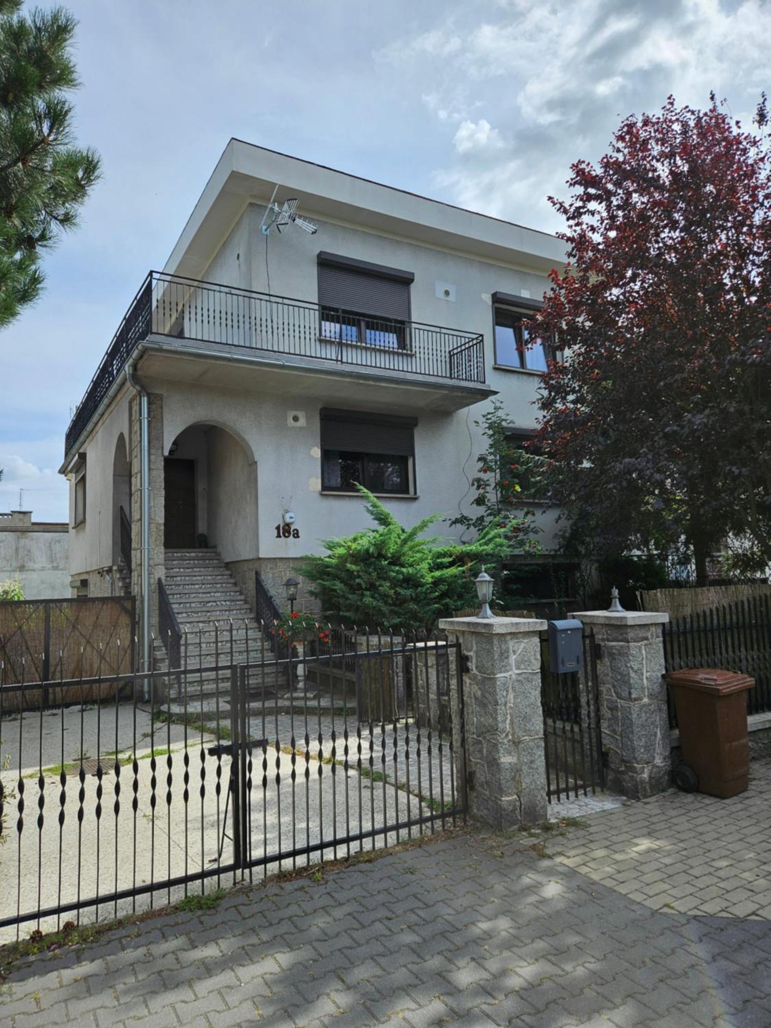 Pokoje Pracownicze Кімнати Для Працівників,Гуртожиток Swarzedz Exterior photo